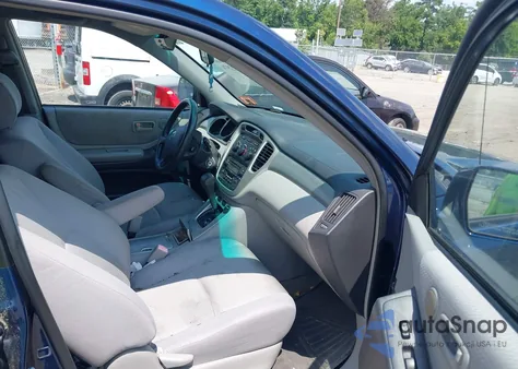 2005 Toyota Highlander V6 z USA, uszkodzony, nr VIN JTEEP21A250077105